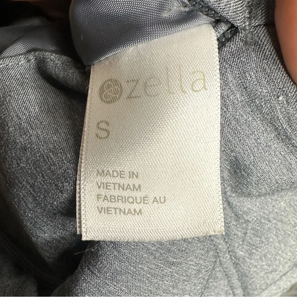EUC Zella Women’s Daphne Hooded Charcoal Puffer Jacket Size Small (RN 58655) - Picture 12 of 16